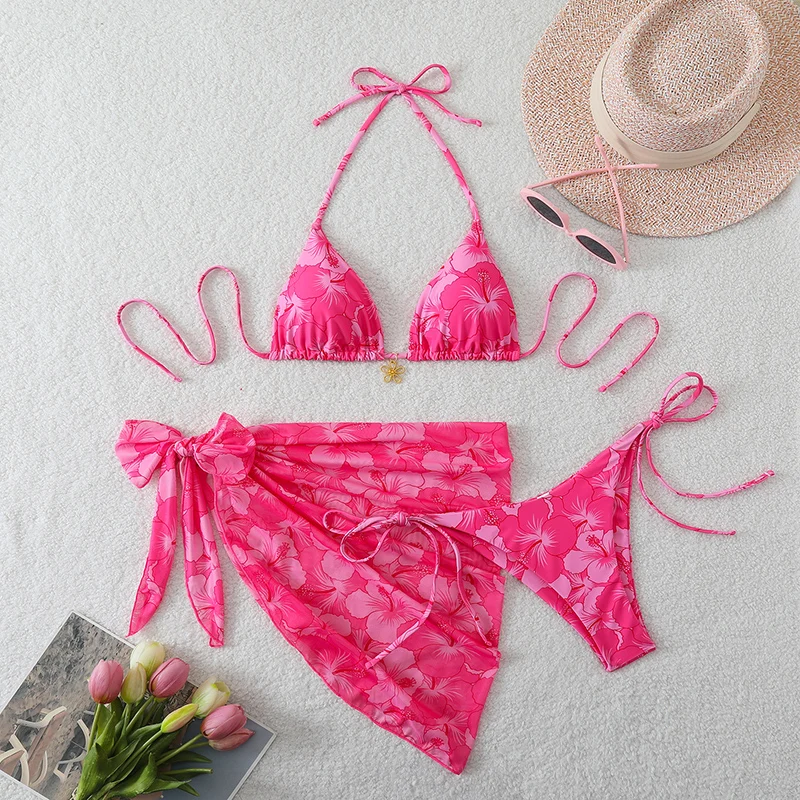 Seksowne mikro bikini 3-częściowe z narzutką - strój kąpielowy Rosered3p