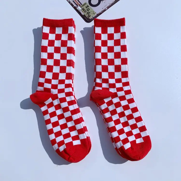 Skarpetki w szachownicę unisex streetwear 4
