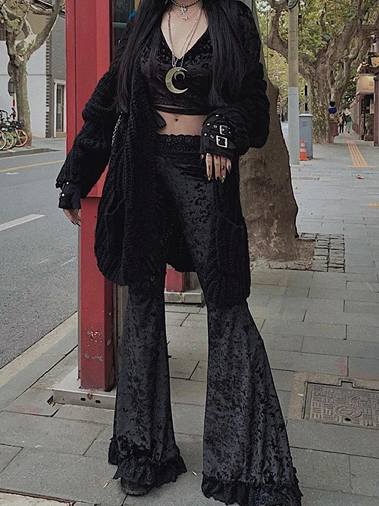 Spodnie Gothic Flare z aksamitu i koronki – styl Punk Grunge Czarny
