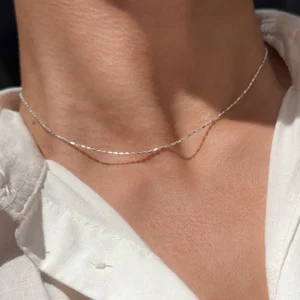 Srebrny choker próby 925 z geometrycznymi koralikami Srebrny