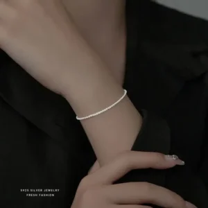 Srebrny łańcuszek na obojczyk próby 925, 2 mm Bracelet