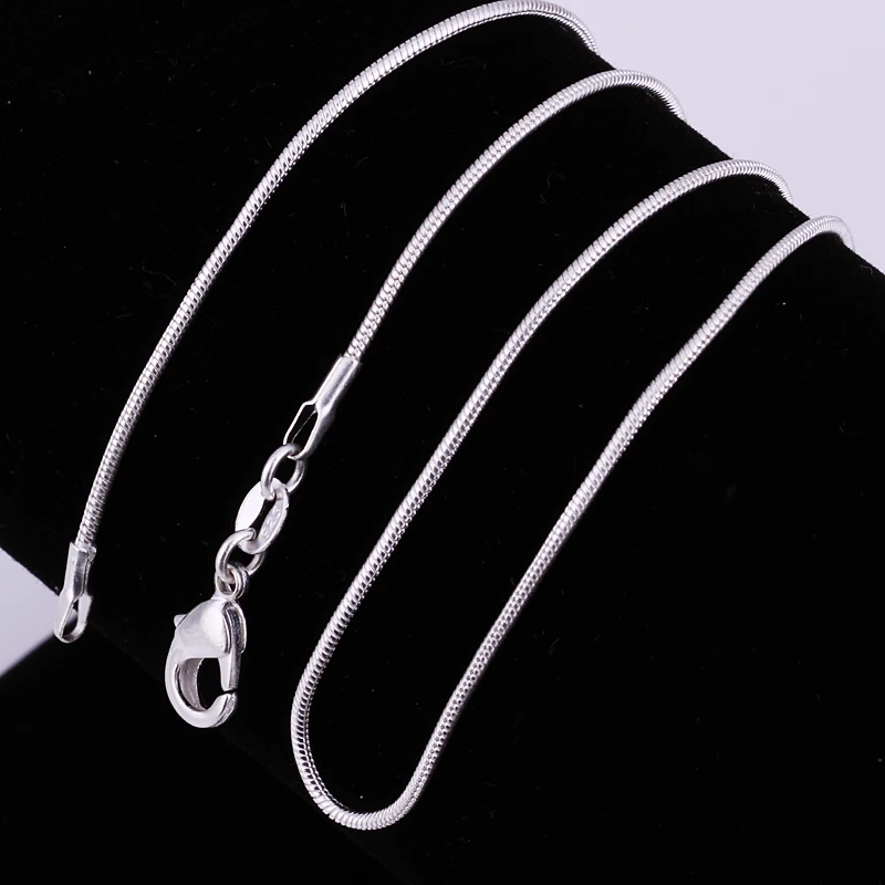 Srebrny łańcuszek snake 925 do zawieszek 1mm