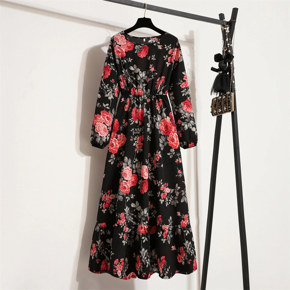 Sukienka maxi boho w kwiaty z długim rękawem 21