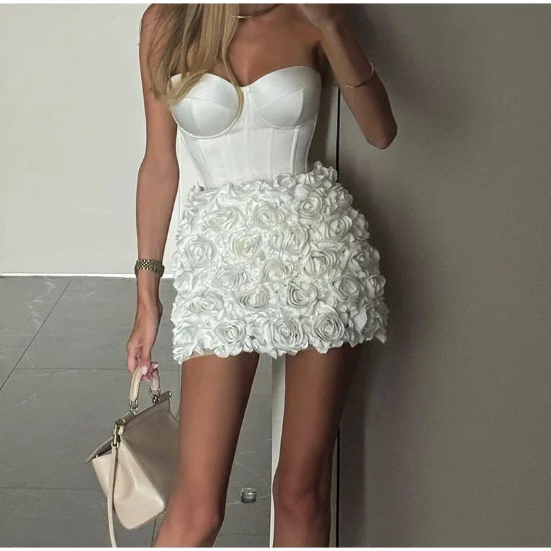 Sukienka mini z kwiatami 3D bez pleców letnia elegancka Czarny