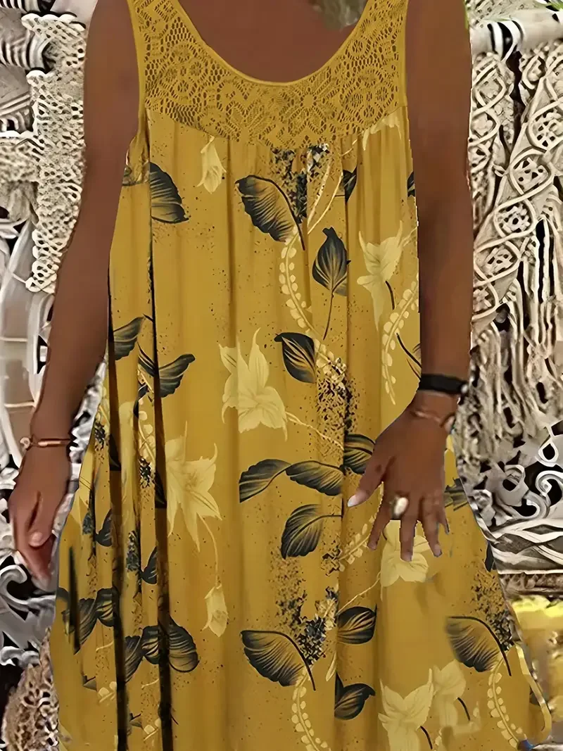 Sukienka plus size w kwiaty z koronkową lamówką żółty