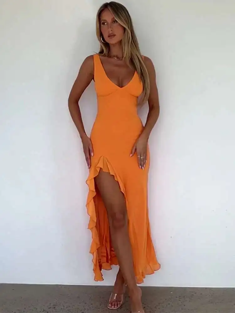 Elegancka sukienka wieczorowa z falbaną i rozcięciem 24071orange