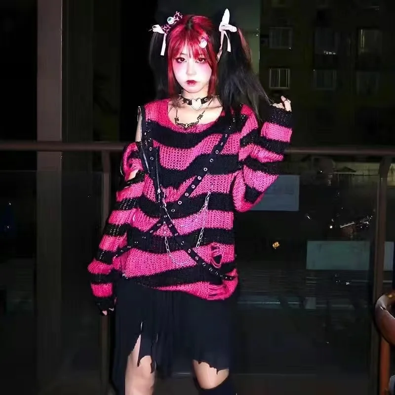 Sweter ażurowy unisex w stylu punk grunge Róża czerwona