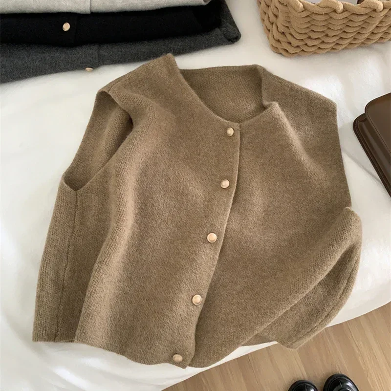 Damski sweter bez rękawów w stylu koreańskim Khaki