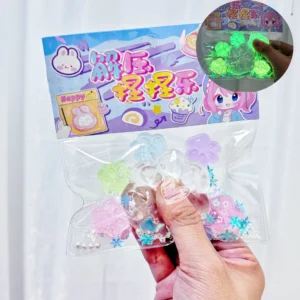 Świecąca łapka kota squishy - lepki gniotek antystresowy Jasnoszary