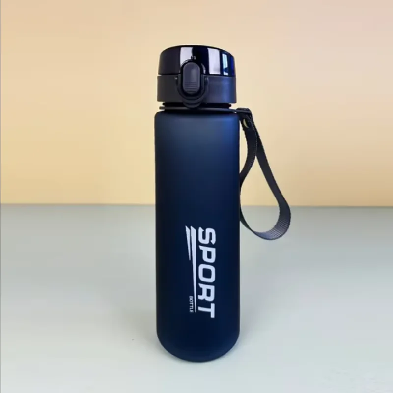 Szczelna butelka sportowa BPA-free 400–560 ml Jasny