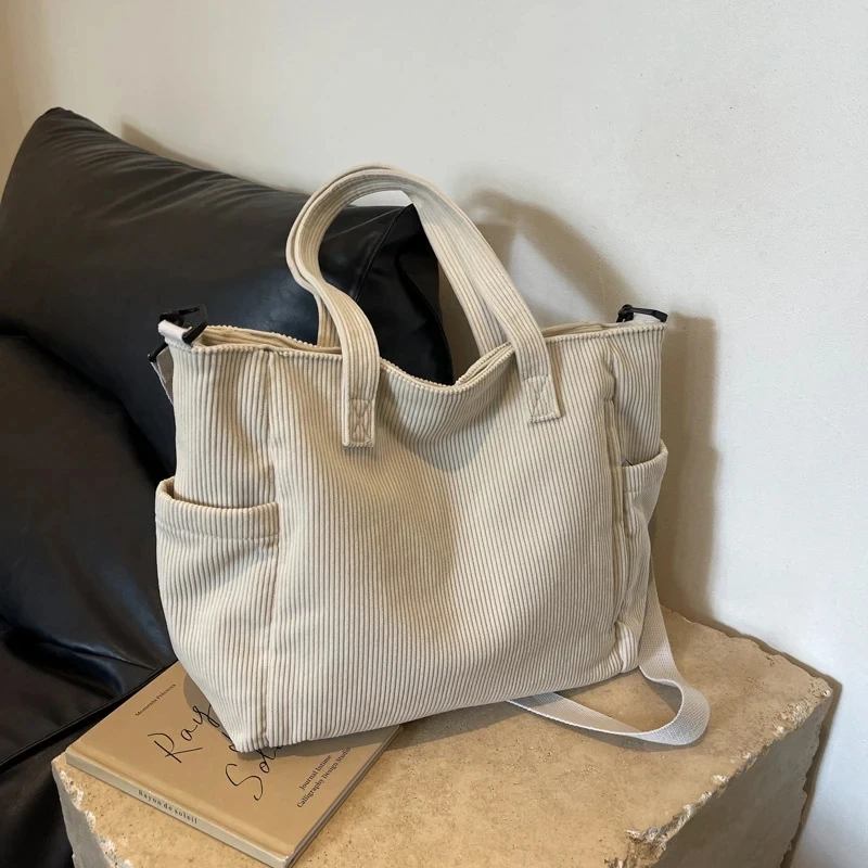 Sztruksowa torba shopper damska z paskiem crossbody Beżowy
