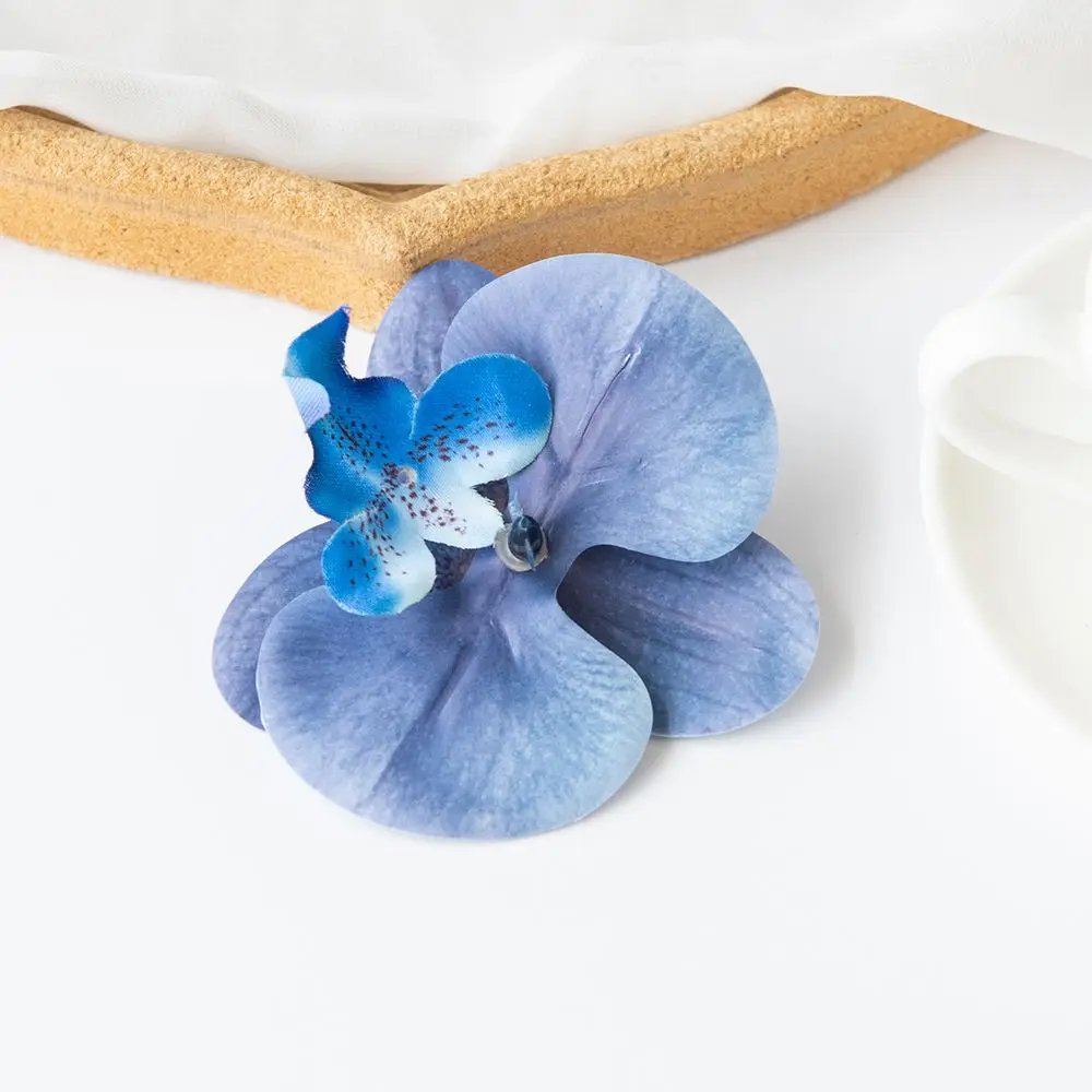Sztuczna orchidea motylkowa — ozdoba do włosów i dekoracji Srebrny