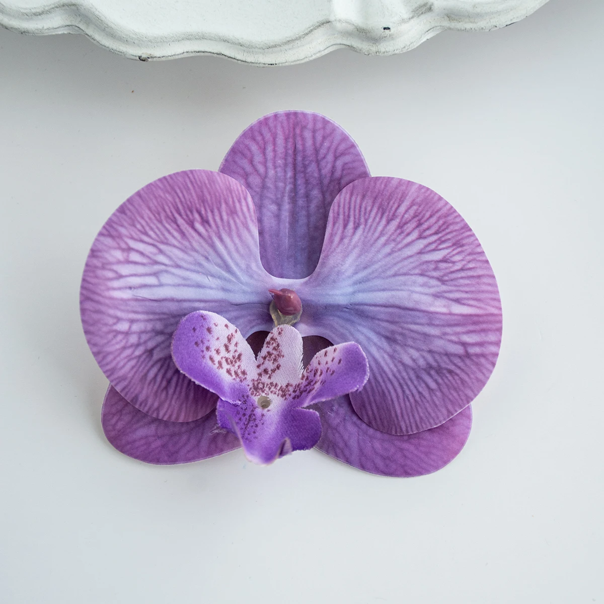 Sztuczna orchidea motylkowa — ozdoba do włosów i dekoracji Złoto