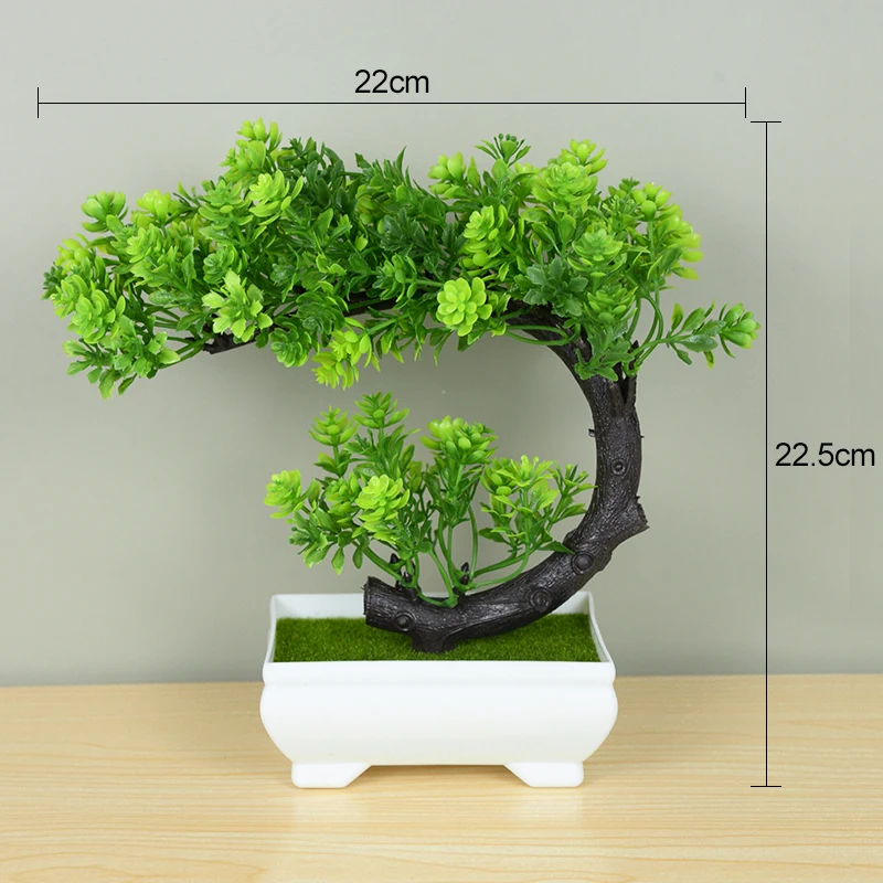 Sztuczne bonsai w doniczce - mała roślina dekoracyjna śliwka