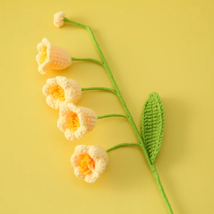 Szydełkowa orchidea w doniczce z podświetleniem LED Jasny