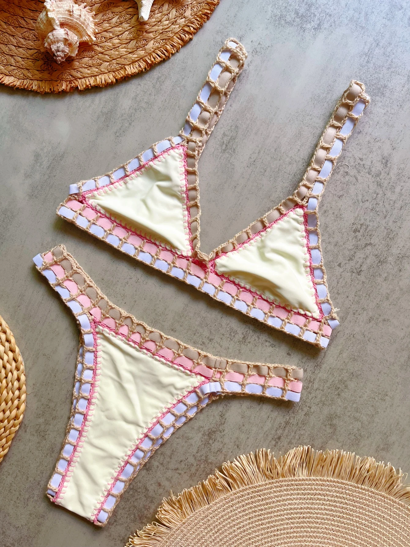 Szydełkowe bikini brazylijskie bandeau Gz006