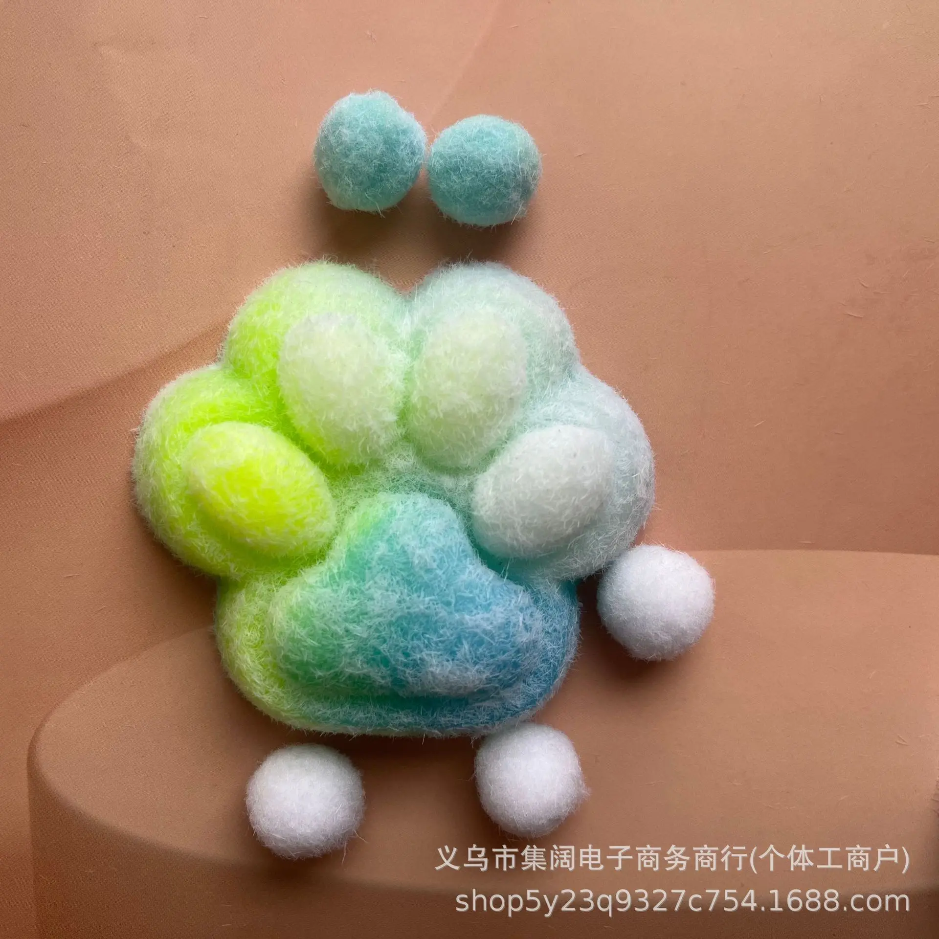 Tęczowa squishy kocia łapka - zabawka antystresowa Fioletowy/фиолетовый
