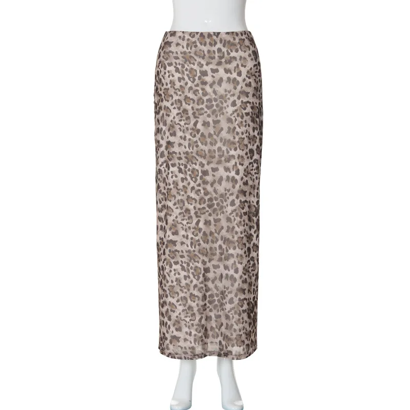 Tiulowy top bandeau w panterkę, odkryte ramiona Leopard skirt