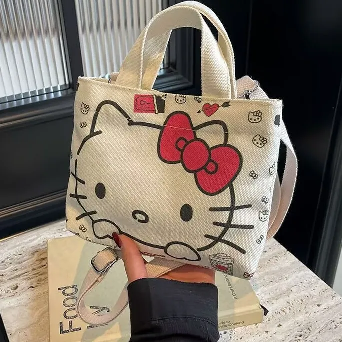 Torebka crossbody Hello Kitty mała na co dzień A