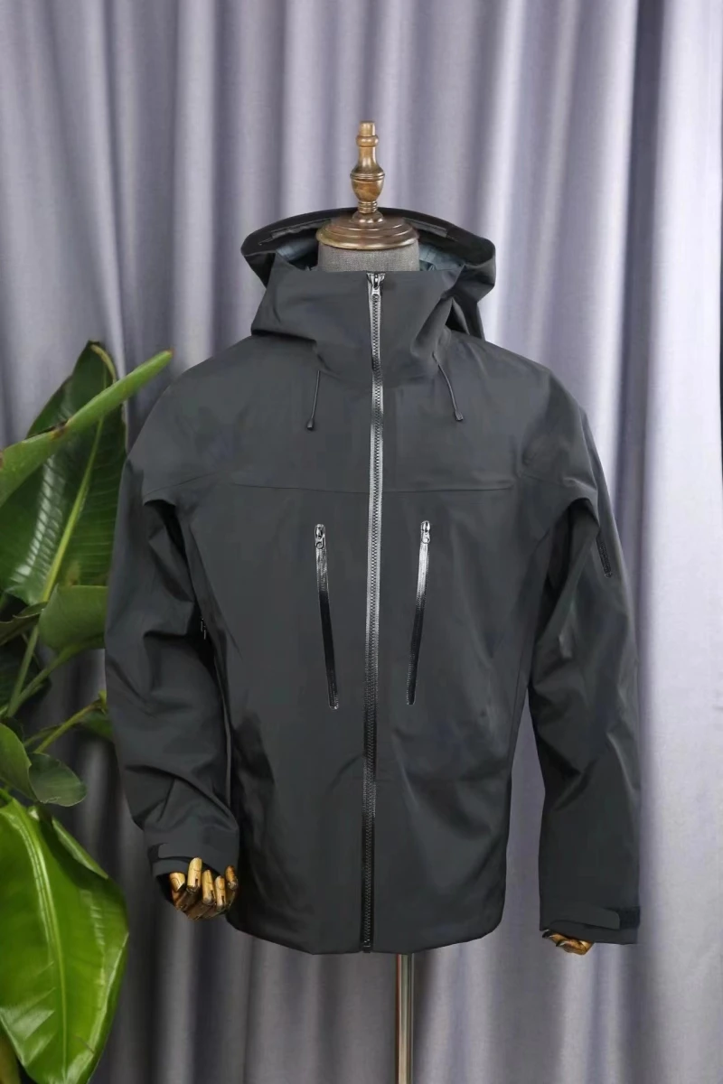 Trzywarstwowa kurtka outdoorowa unisex wodoodporna z kapturem Czarny