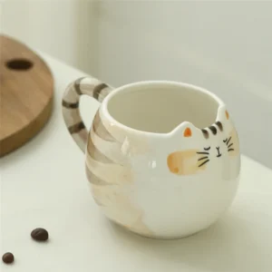 Uroczy ceramiczny kubek kot 380 ml Wielo
