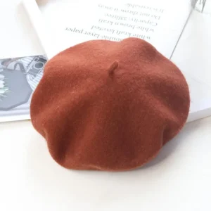 Wełniany beret damski w stylu francuskim Caramel