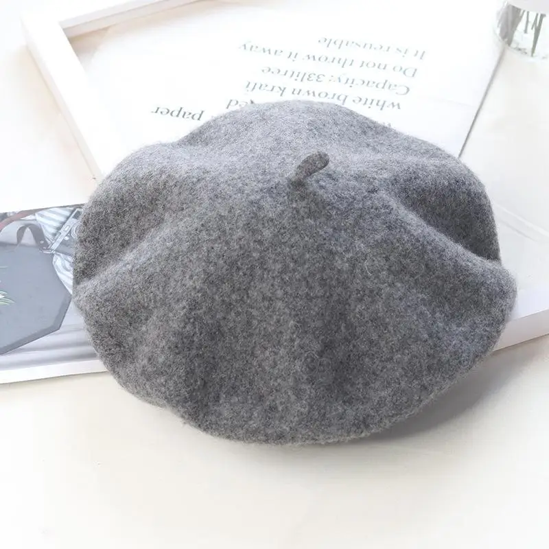 Wełniany beret damski w stylu francuskim Szary