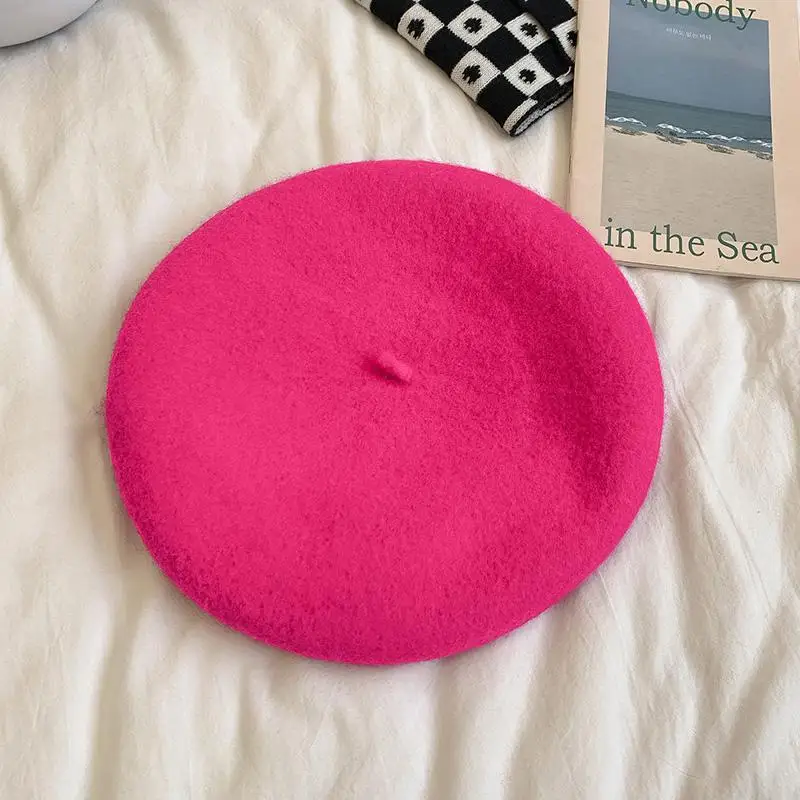 Wełniany beret damski w stylu retro – czapka malarza Czerwony