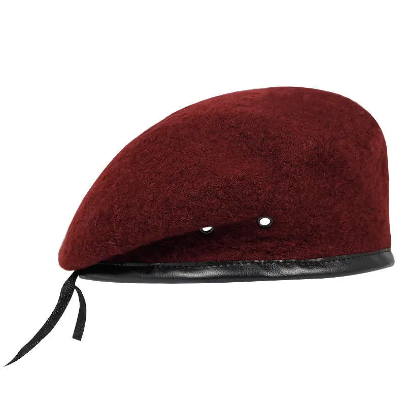 Wełniany beret w stylu wojskowym Bordowy