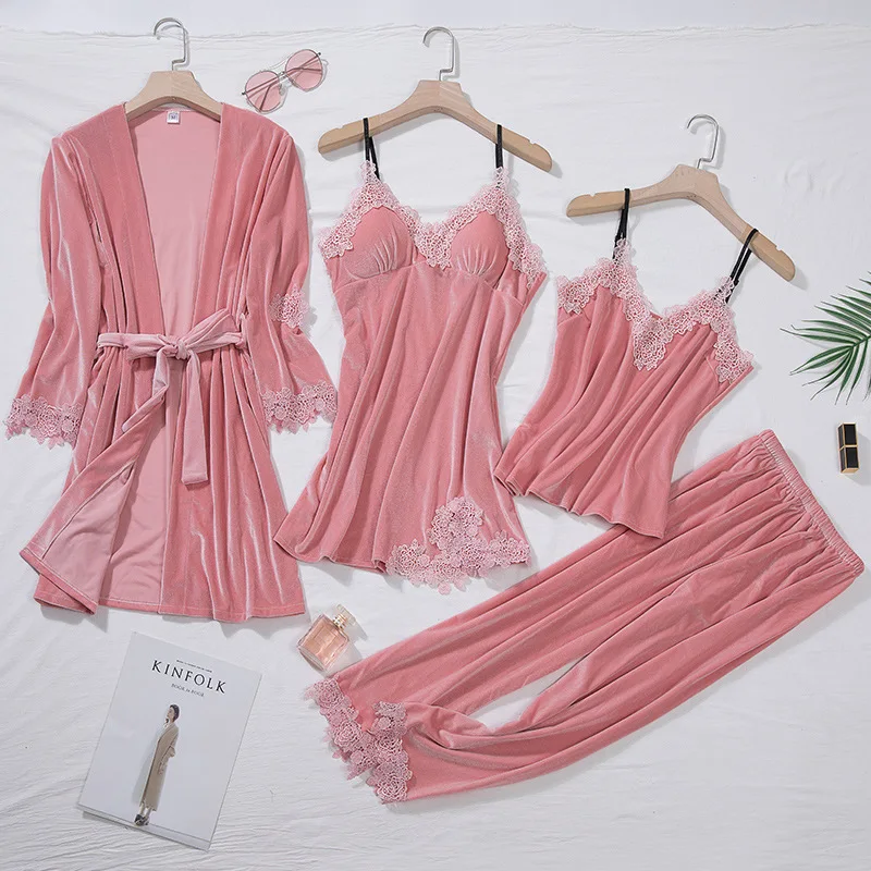 Welurowa piżama damska 4-częściowy komplet z koronką Różowy