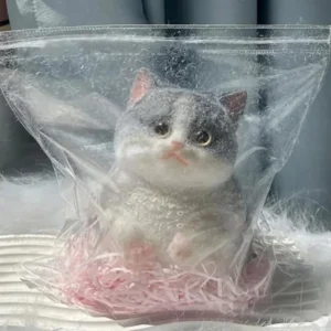 Zabawka antystresowa kot squishy z flokowaną powierzchnią Jasnoszary
