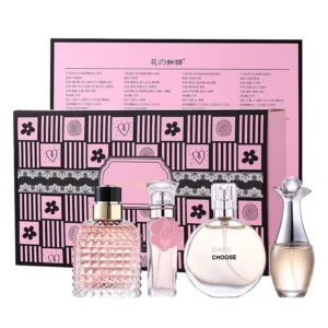 Zestaw 4 perfum damskich 100 ml - kwiatowe zapachy w sprayu Wielo