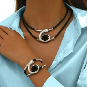 Zestaw biżuterii boho spirale – kolczyki, naszyjnik, bransoletka i pierścionek Szary