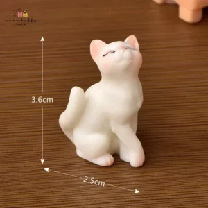 Żywiczne miniaturowe koty do ogrodu bajkowego i domku dla lalek Wielokolorowy